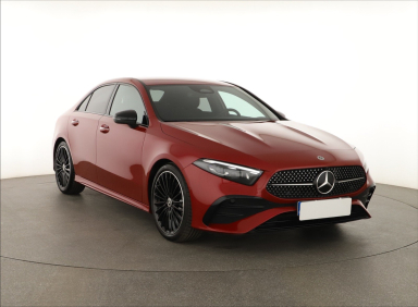 Mercedes-Benz A - 2023