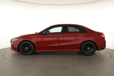 Mercedes-Benz A - 2023