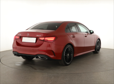 Mercedes-Benz A - 2023