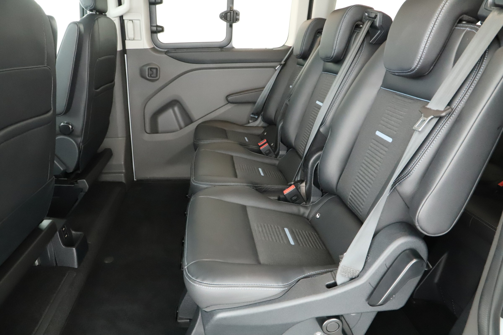 Ford Tourneo Custom - 2023