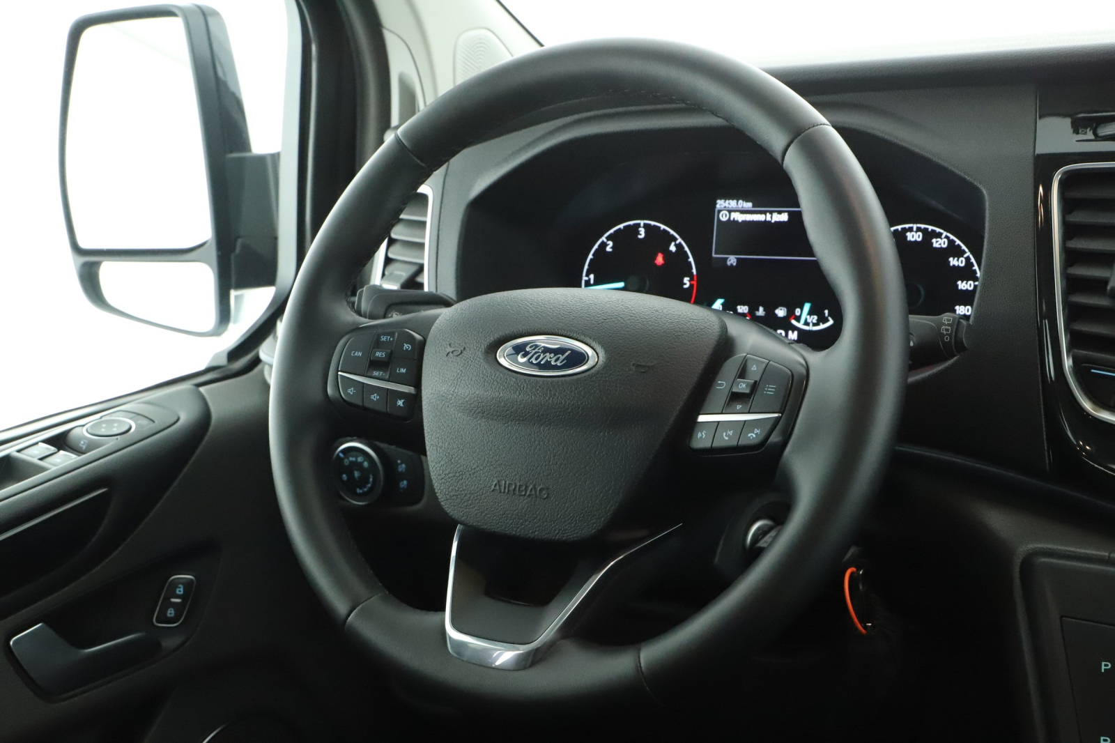 Ford Tourneo Custom - 2023