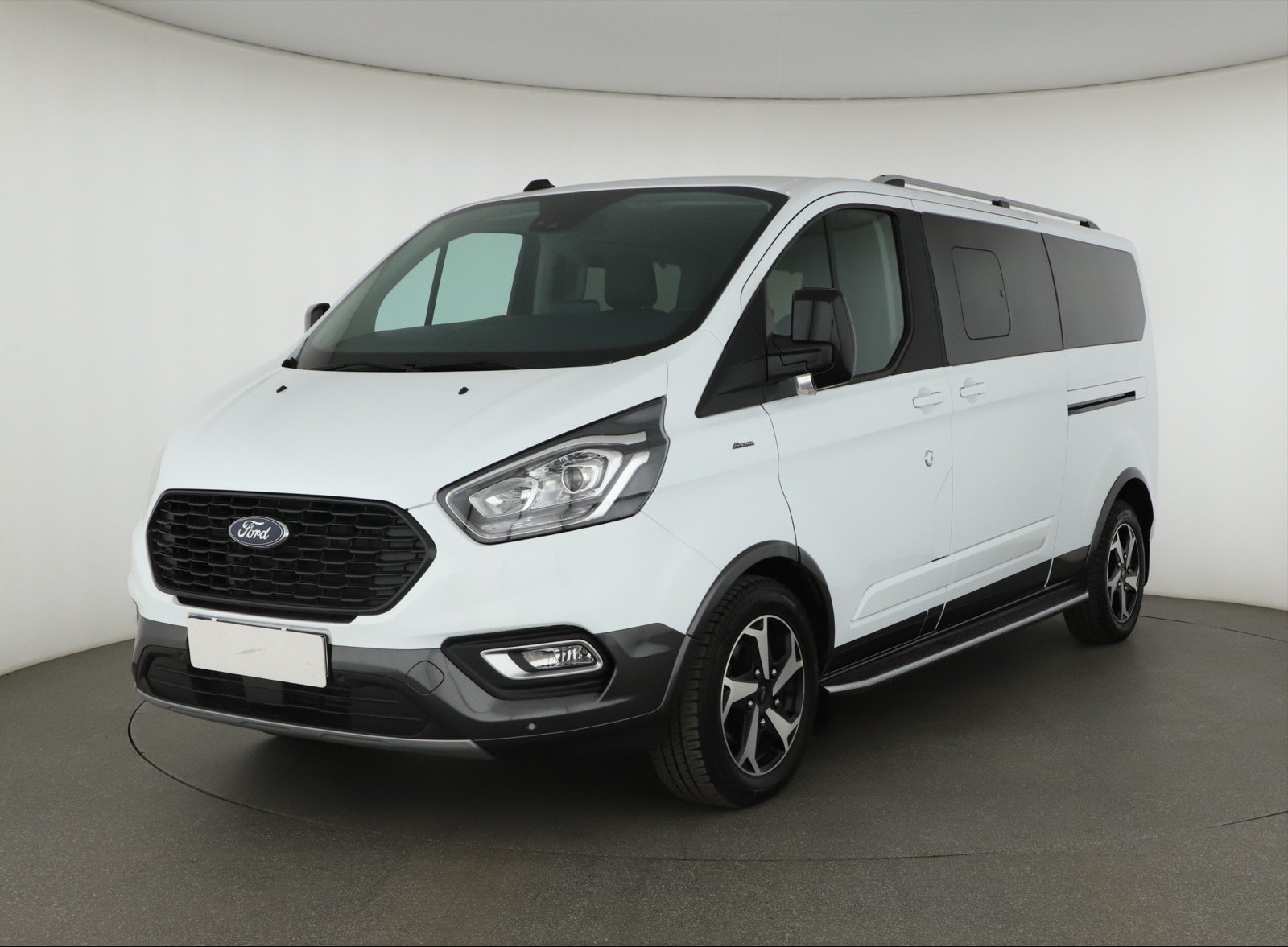 Ford Tourneo Custom - 2023