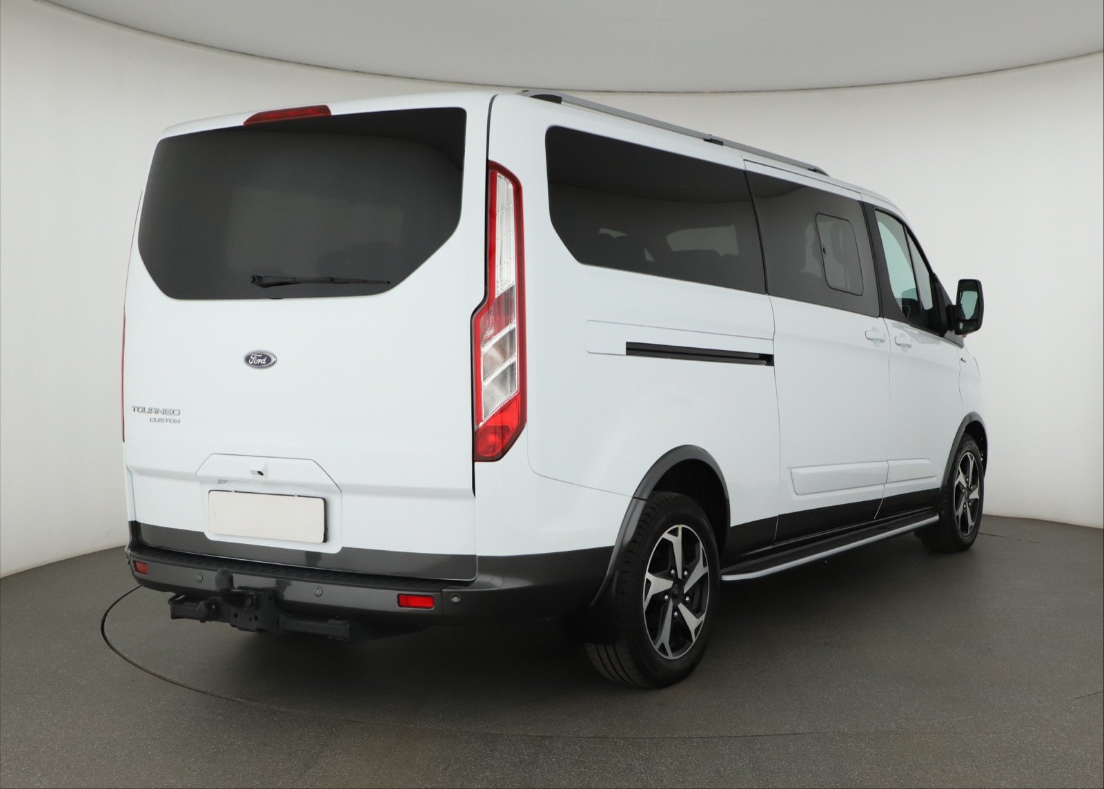 Ford Tourneo Custom - 2023