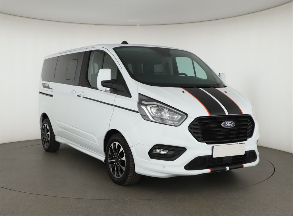 Ford Tourneo Custom - 2023