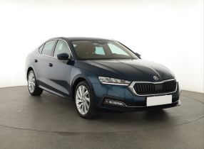 Škoda Octavia - 2023