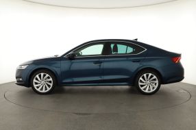 Škoda Octavia - 2023