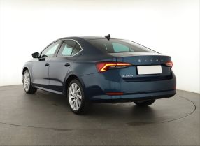 Škoda Octavia - 2023