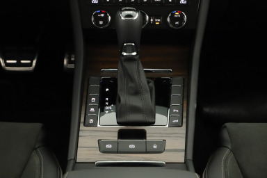 Škoda Superb - 2024