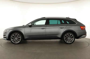 Škoda Superb - 2024