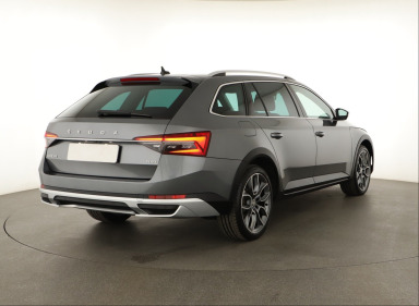 Škoda Superb - 2024