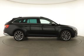 Škoda Superb - 2024