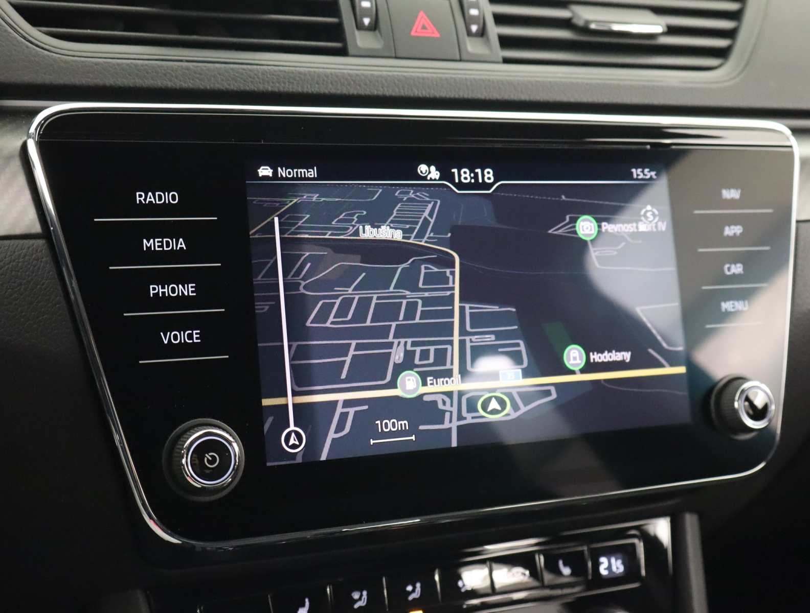 Škoda Superb - 2024