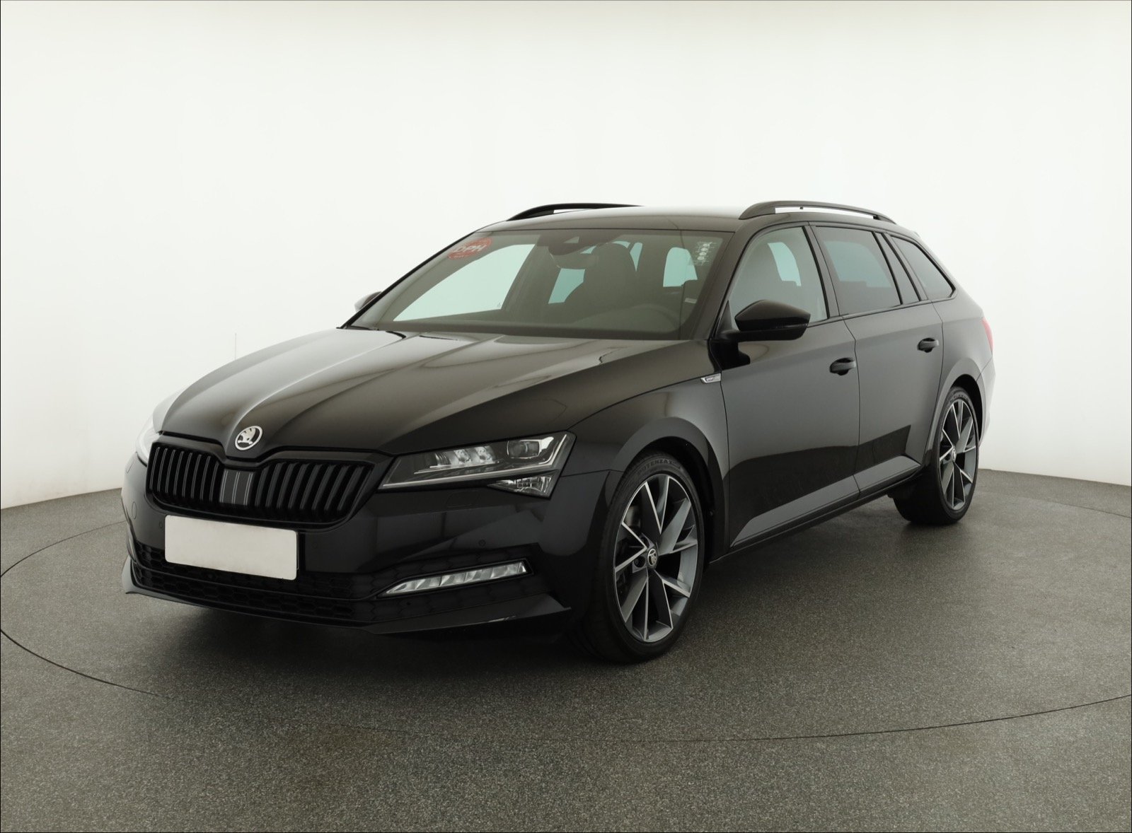 Škoda Superb - 2024