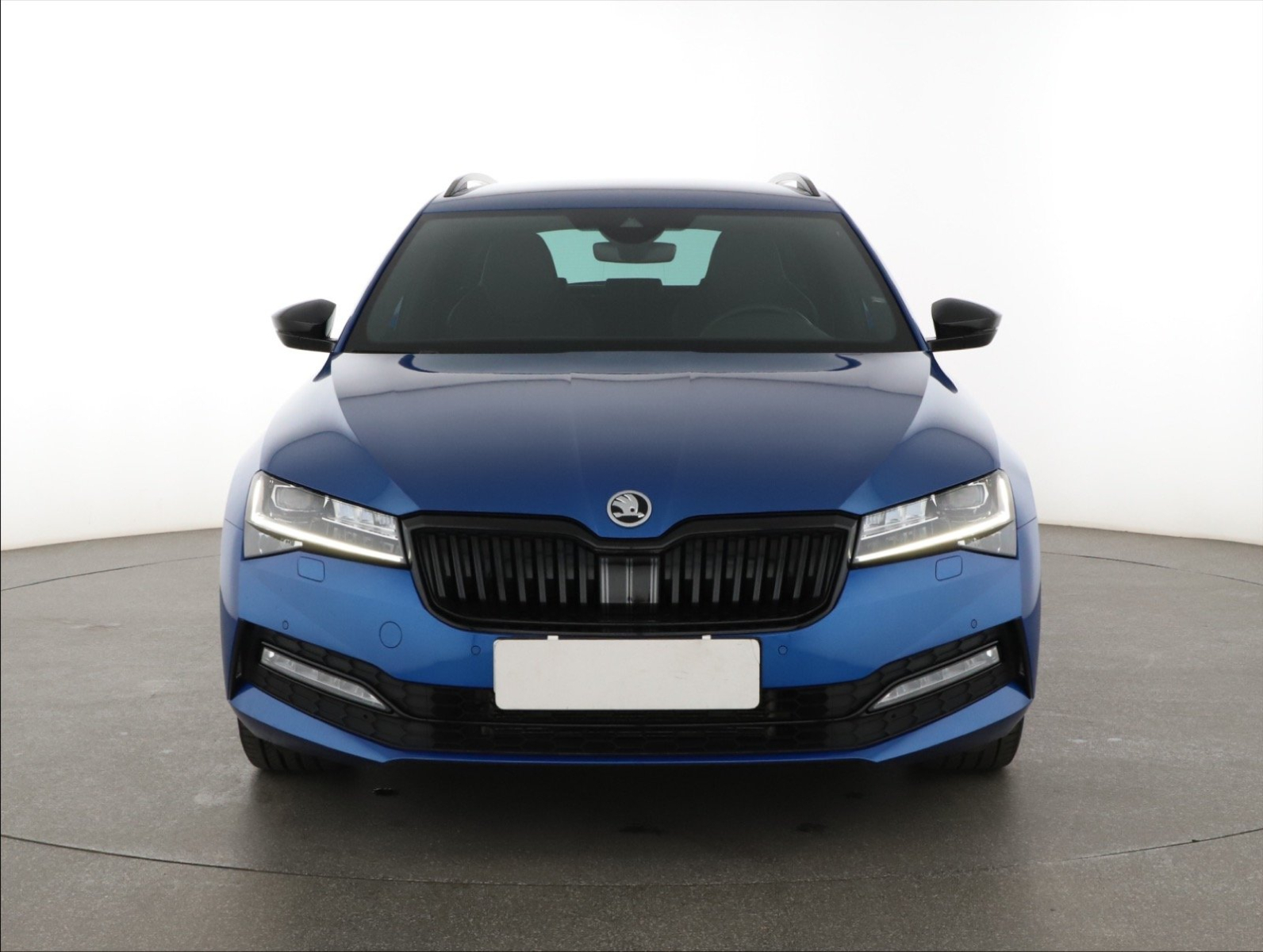 Škoda Superb - 2024