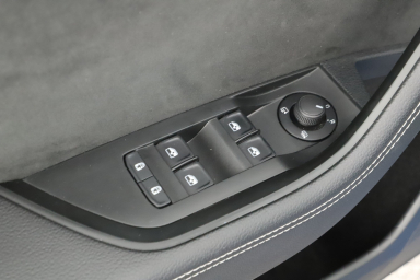 Škoda Superb - 2024