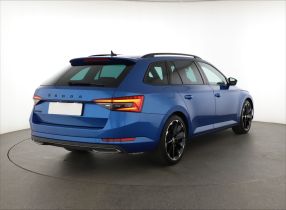 Škoda Superb - 2024