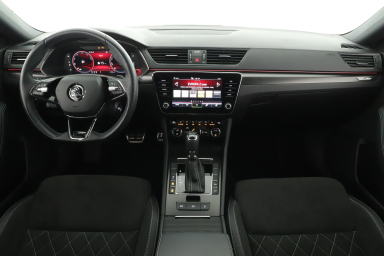 Škoda Superb - 2024