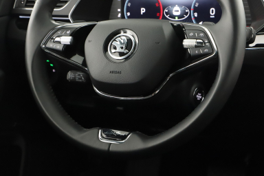 Škoda Superb - 2024