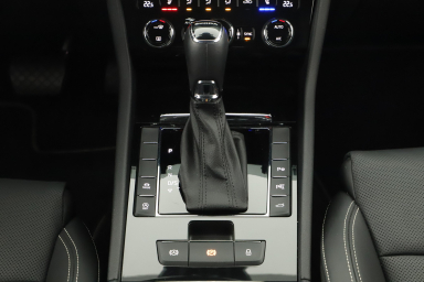 Škoda Superb - 2024