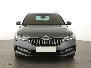 Škoda Superb - 2024
