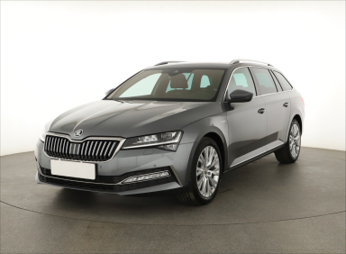 Škoda Superb - 2024