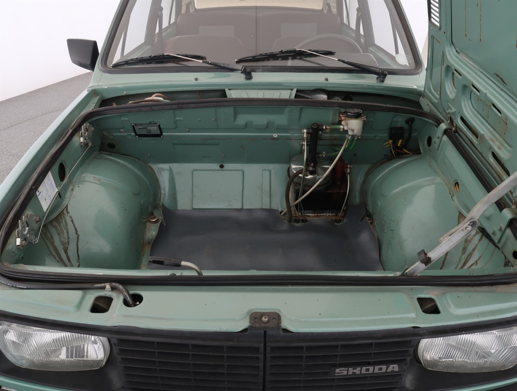 Škoda 105