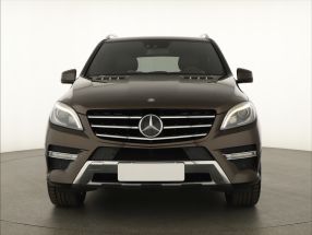 Mercedes-Benz ML - 2012