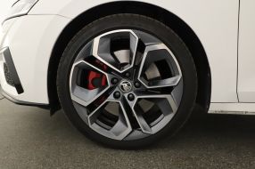 Škoda Octavia - 2024