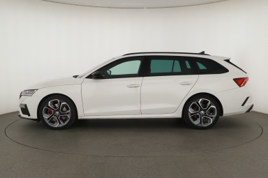 Škoda Octavia - 2024