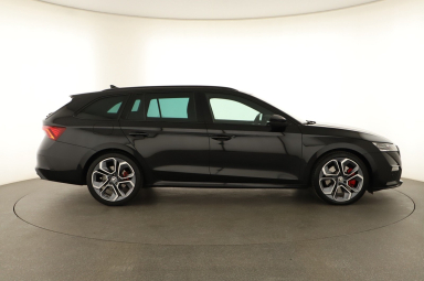 Škoda Octavia - 2024