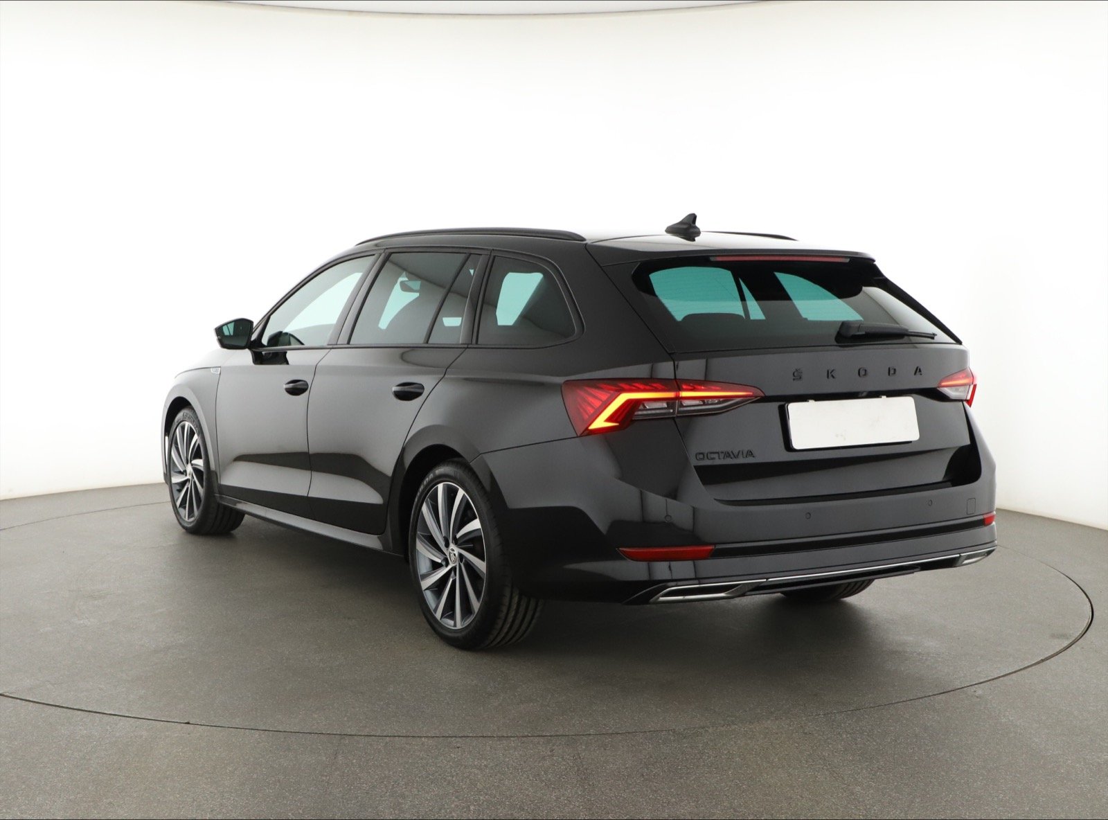 Škoda Octavia - 2024