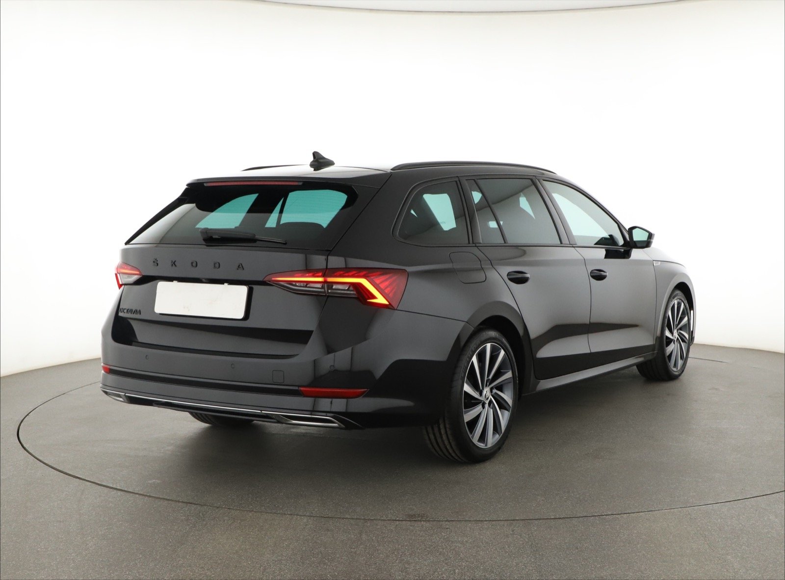 Škoda Octavia - 2024
