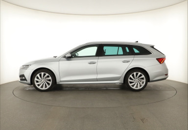 Škoda Octavia - 2024