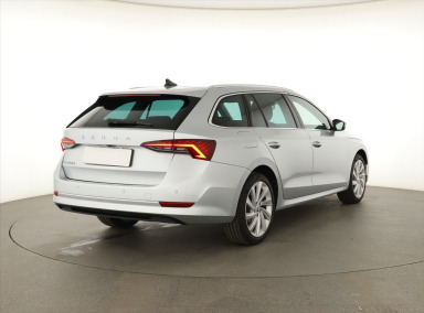 Škoda Octavia - 2024