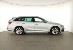 Škoda Octavia - 2024