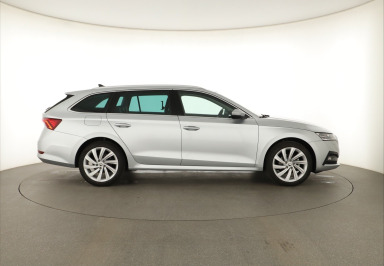 Škoda Octavia - 2024