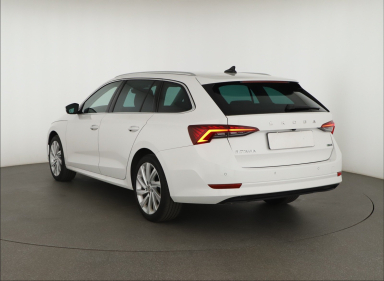 Škoda Octavia - 2024