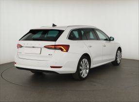 Škoda Octavia - 2024