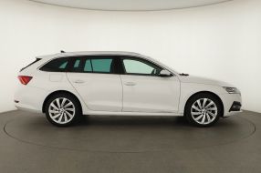 Škoda Octavia - 2024
