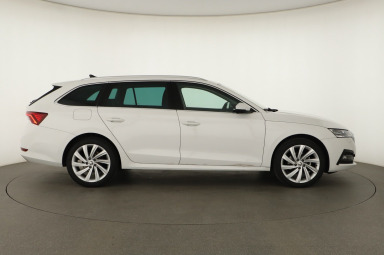 Škoda Octavia - 2024