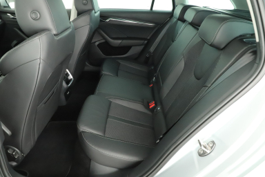 Škoda Octavia - 2024