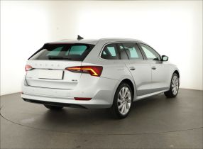 Škoda Octavia - 2024