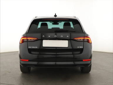 Škoda Octavia - 2024