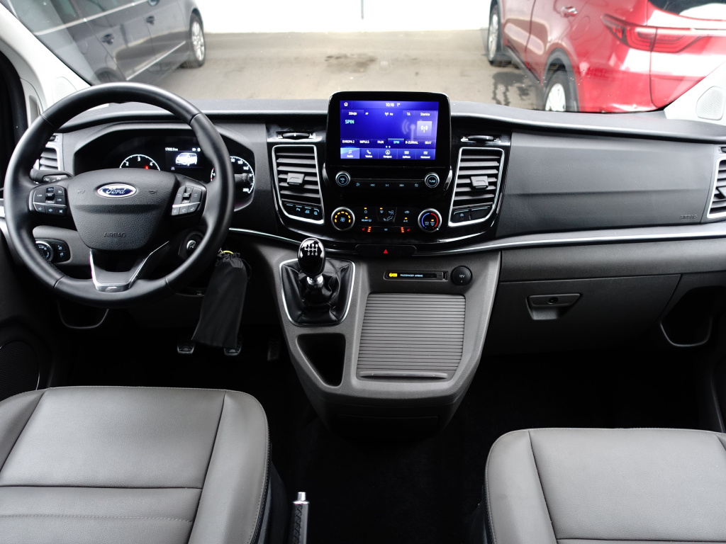 Ford Tourneo Custom