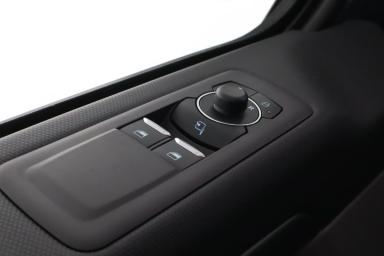 Ford Tourneo Custom - 2025