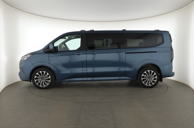 Ford Tourneo Custom - 2025