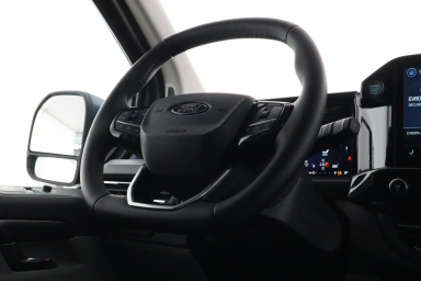 Ford Tourneo Custom - 2025