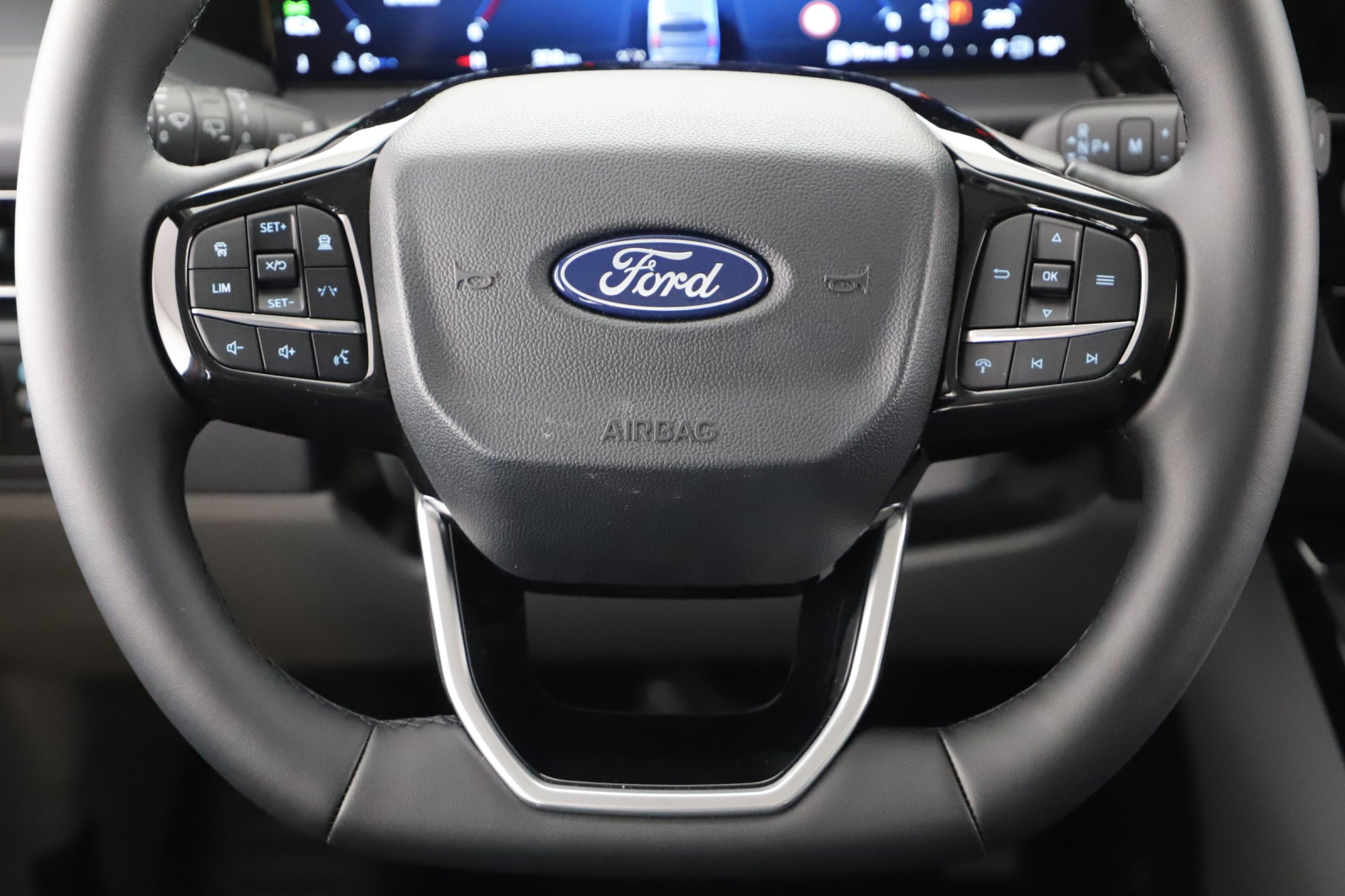 Ford Tourneo Custom - 2025