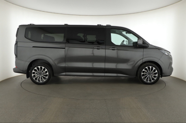Ford Tourneo Custom - 2025
