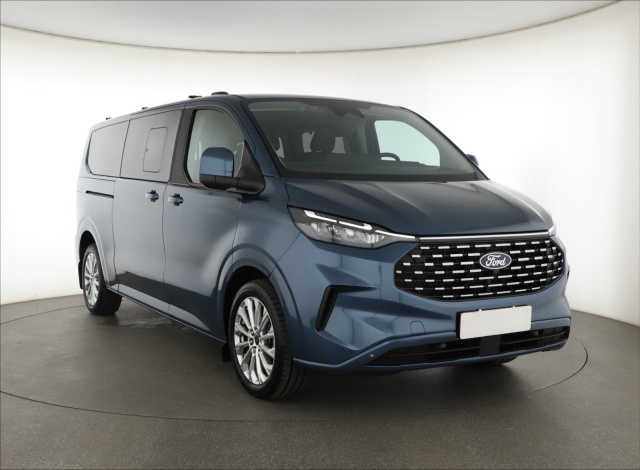 Ford Tourneo Custom 2024